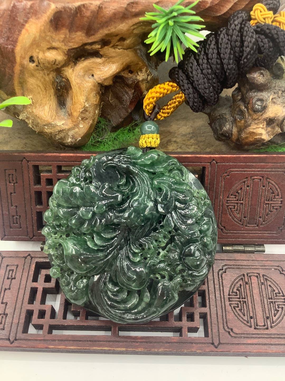 凤戏牡丹
