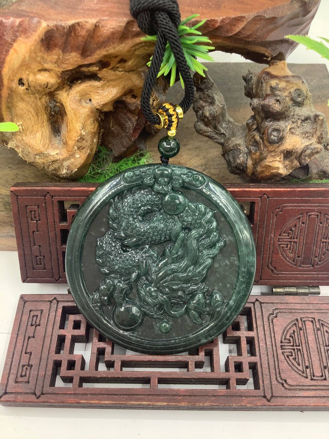 龙行天下