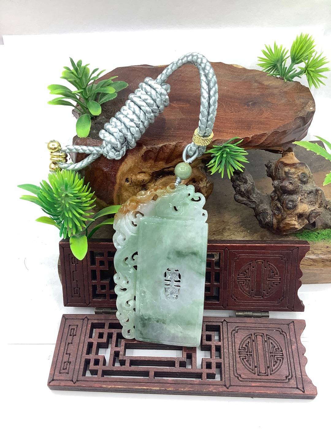 龙行天下