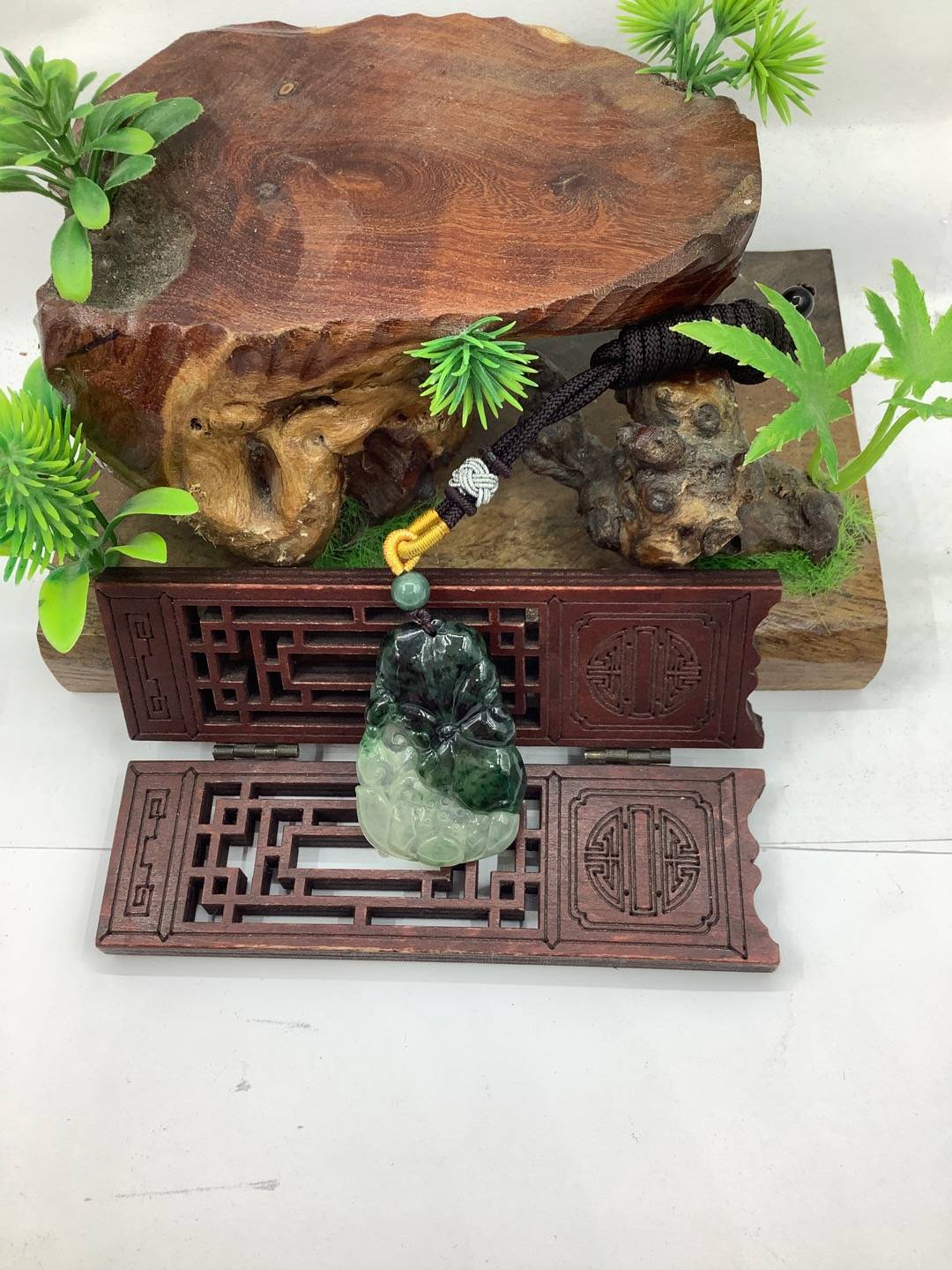 一品青莲