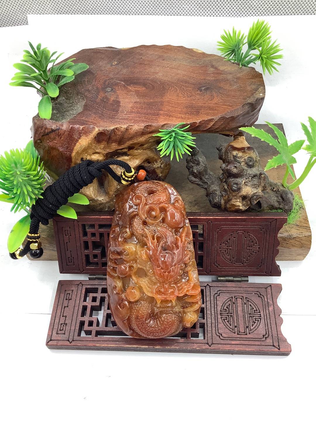龙行天下