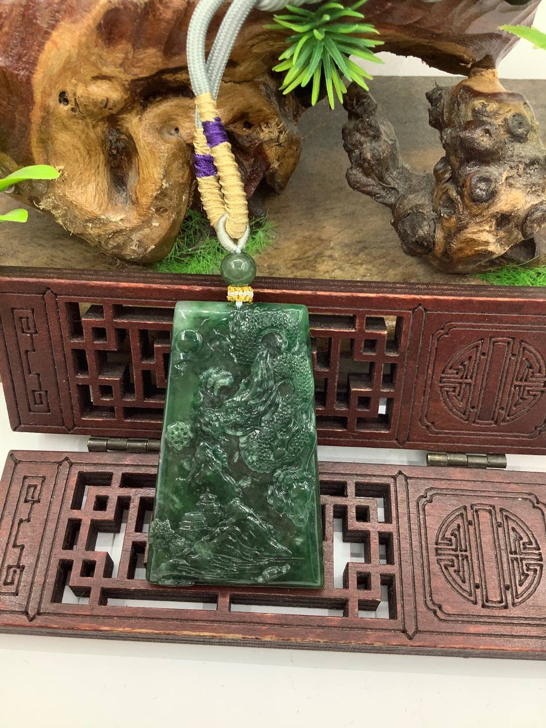 龙行天下