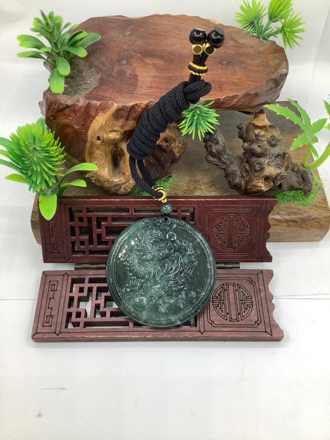 龙行天下