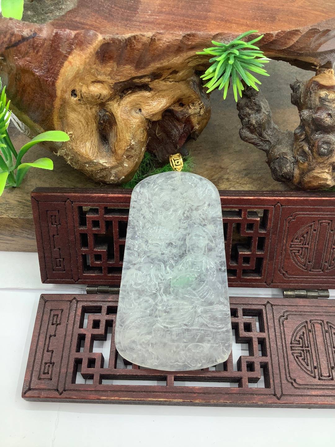 神龙护主