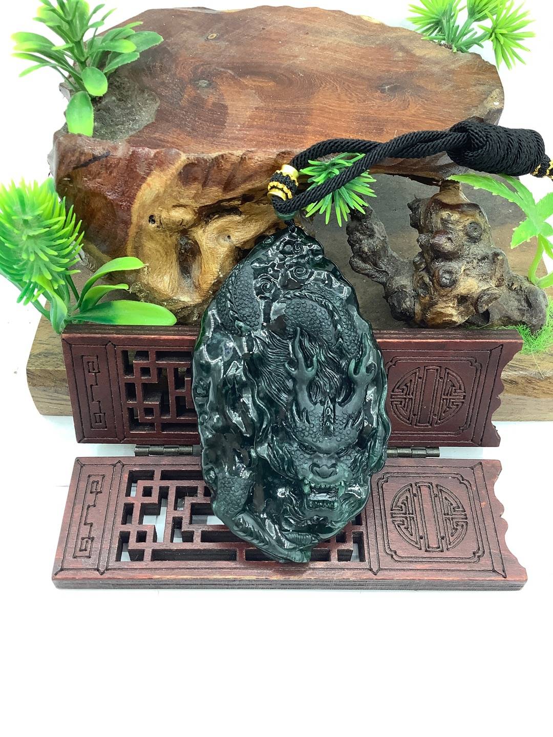 龙行天下