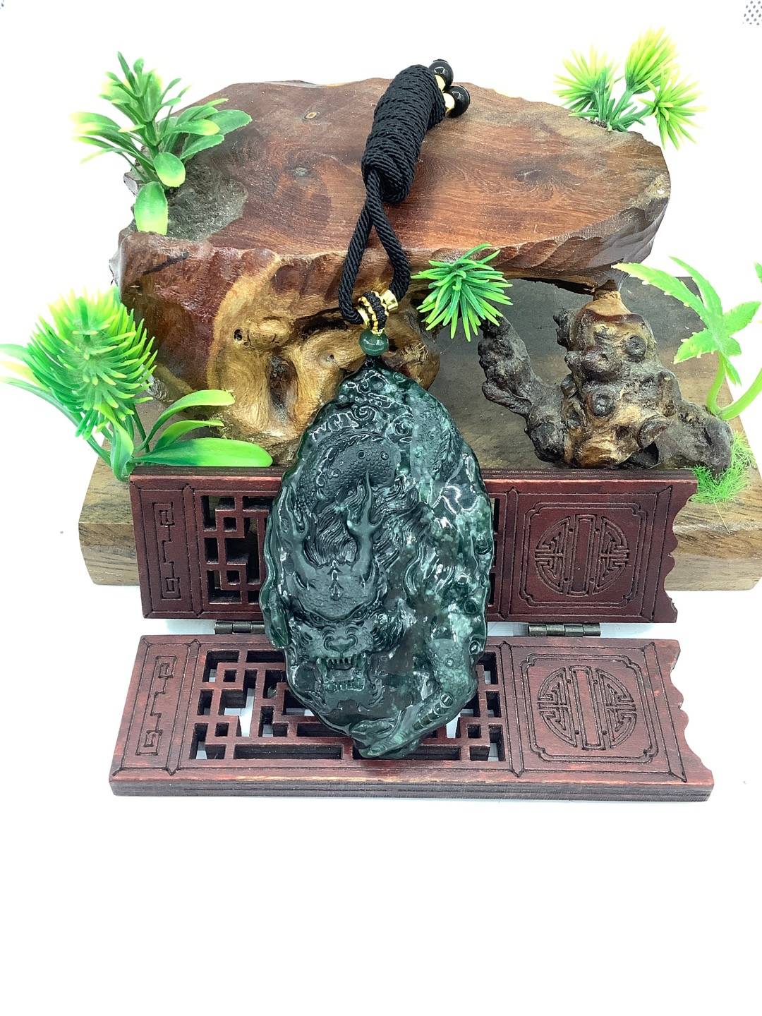 龙行天下