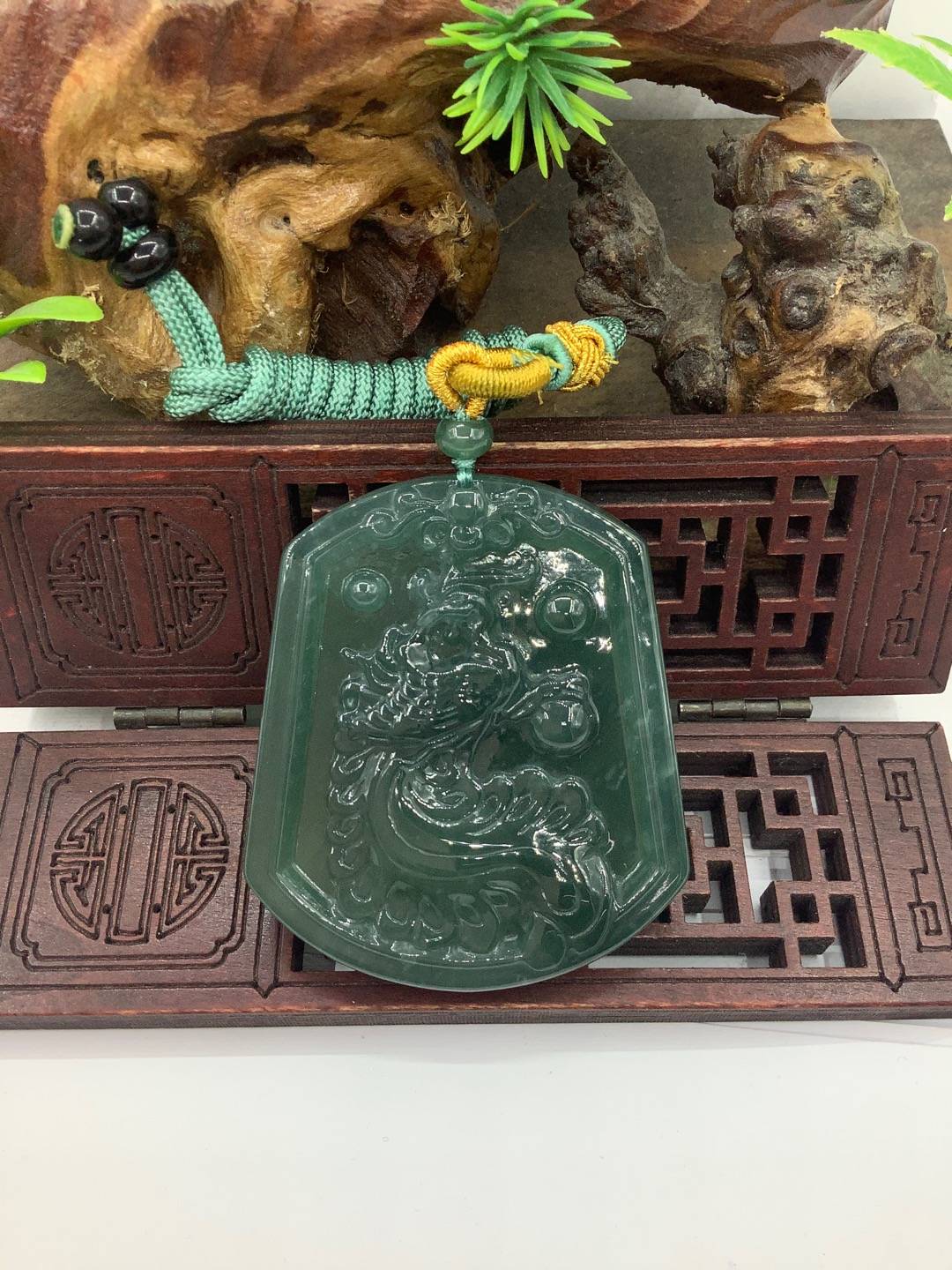 凤戏牡丹