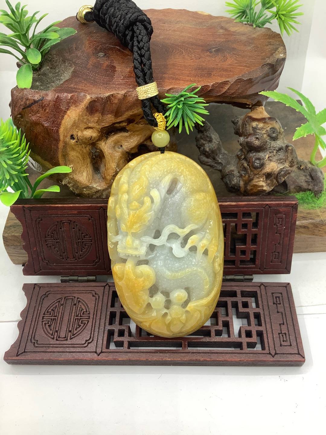 龙行天下