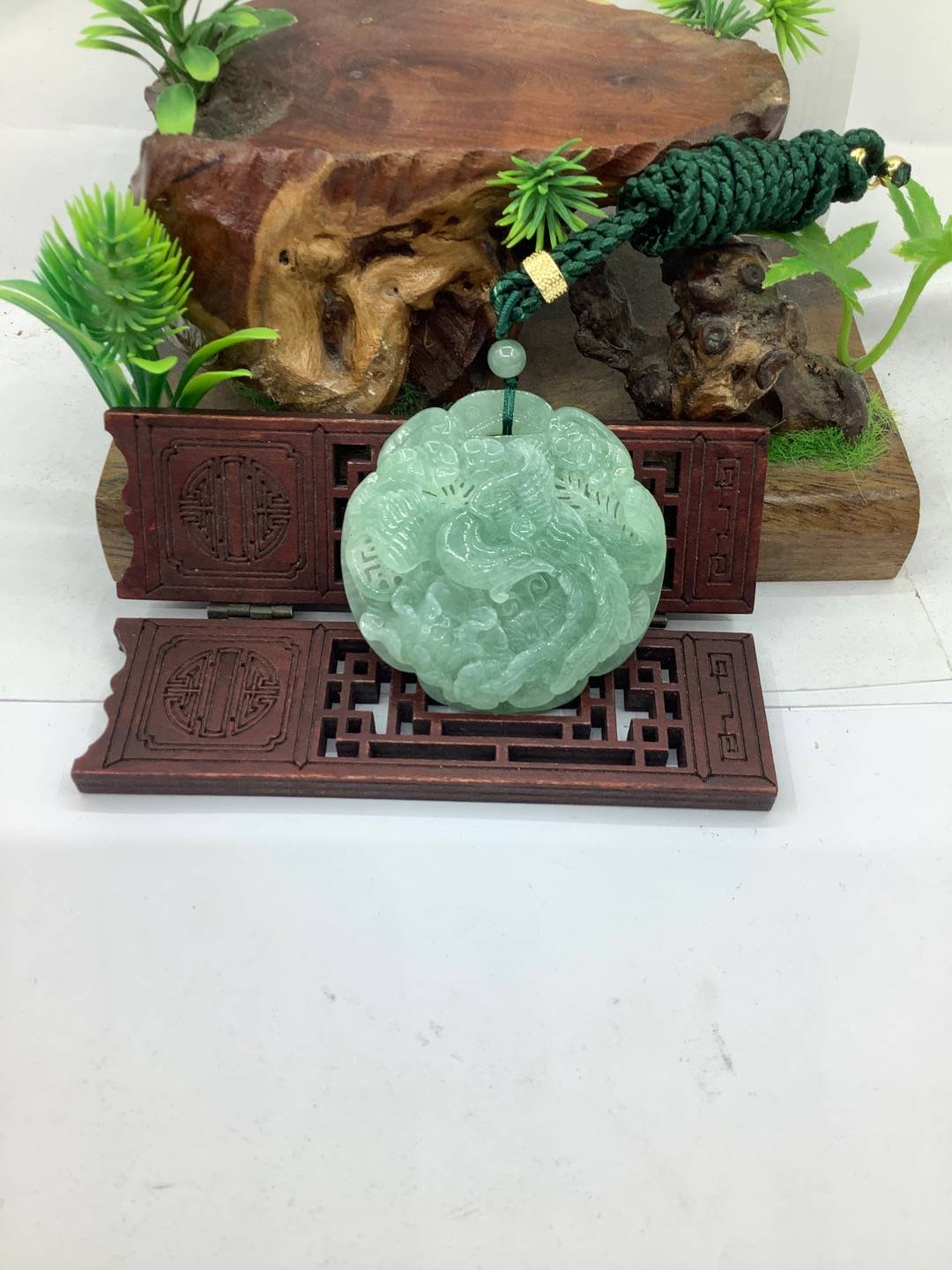 凤戏牡丹
