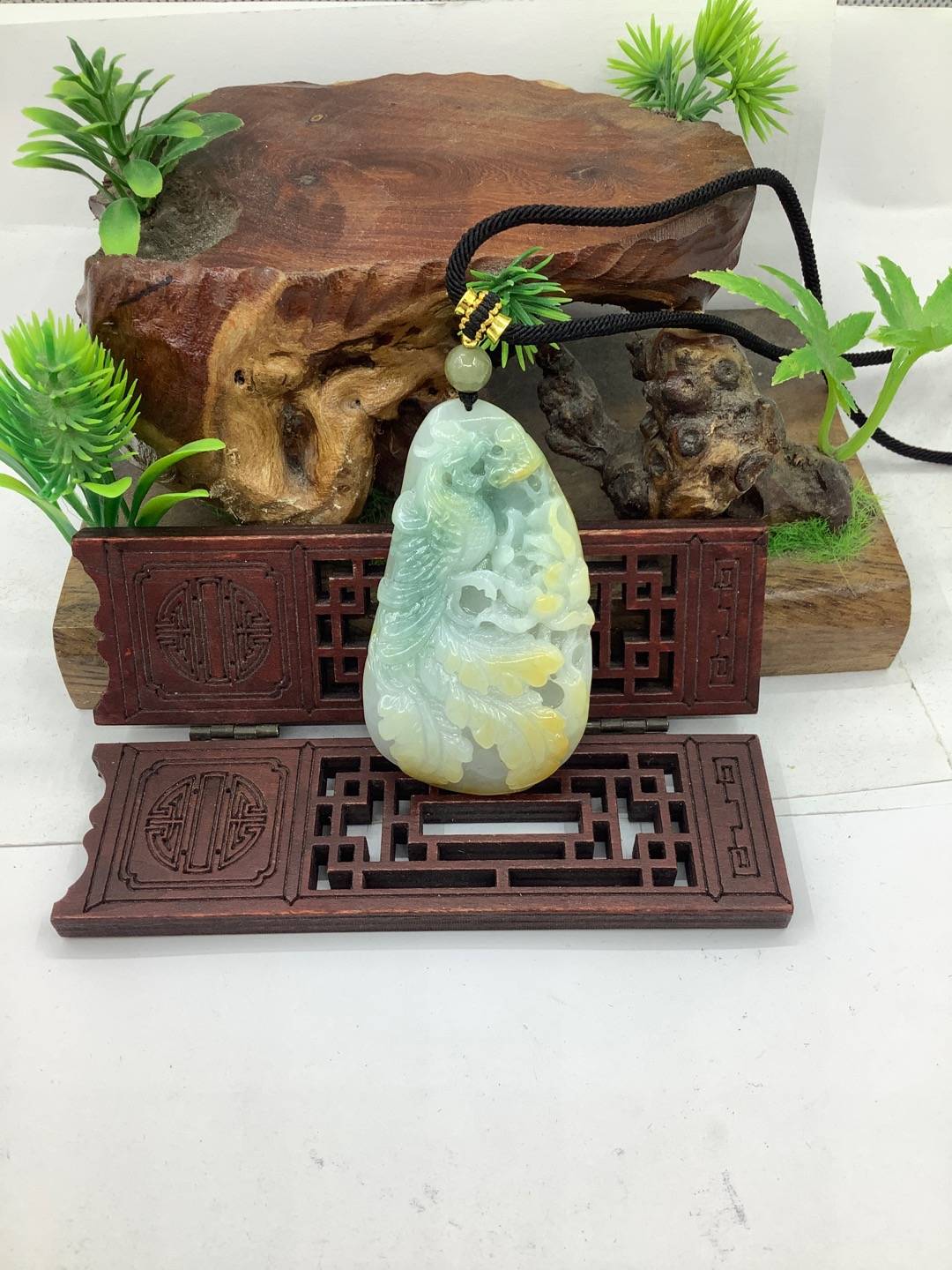 凤戏牡丹