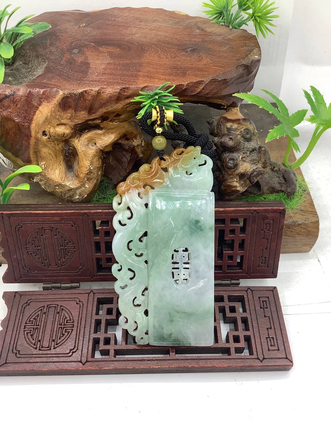 龙行天下