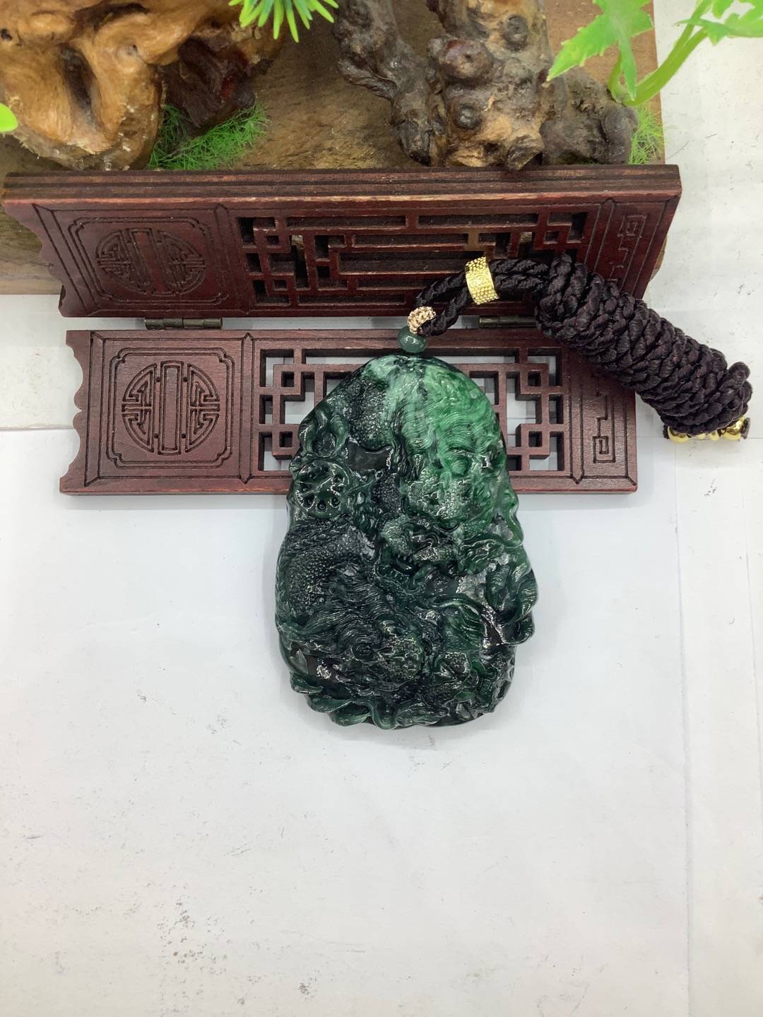 双龙护主