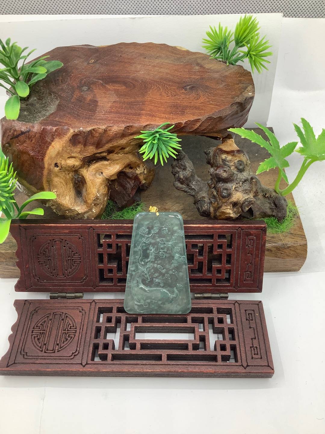 鹿梅同春