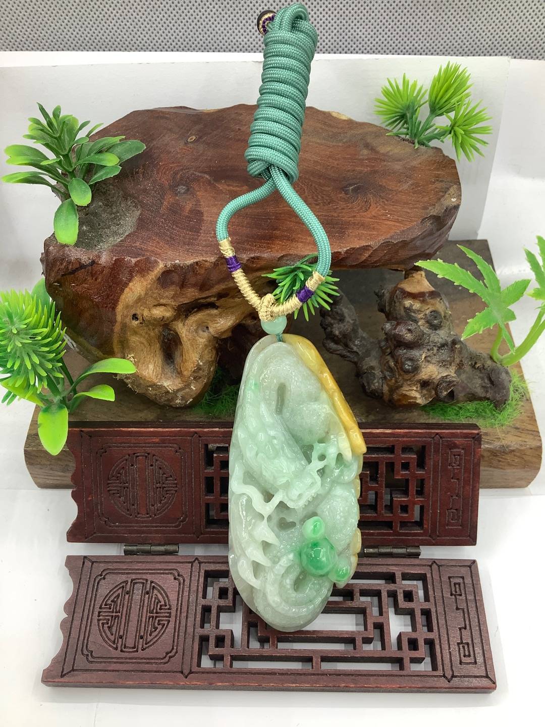 龙行天下