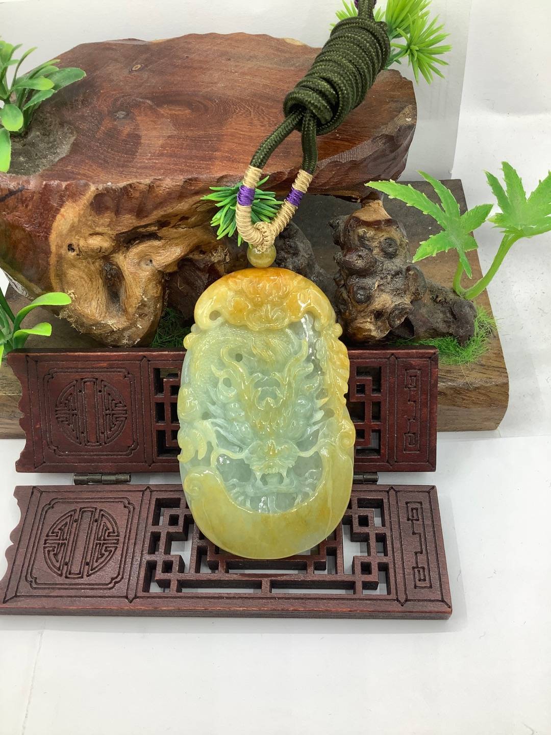 龙行天下