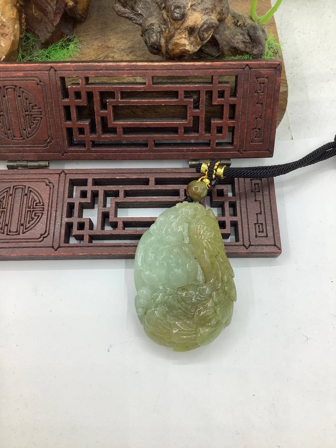 凤戏牡丹