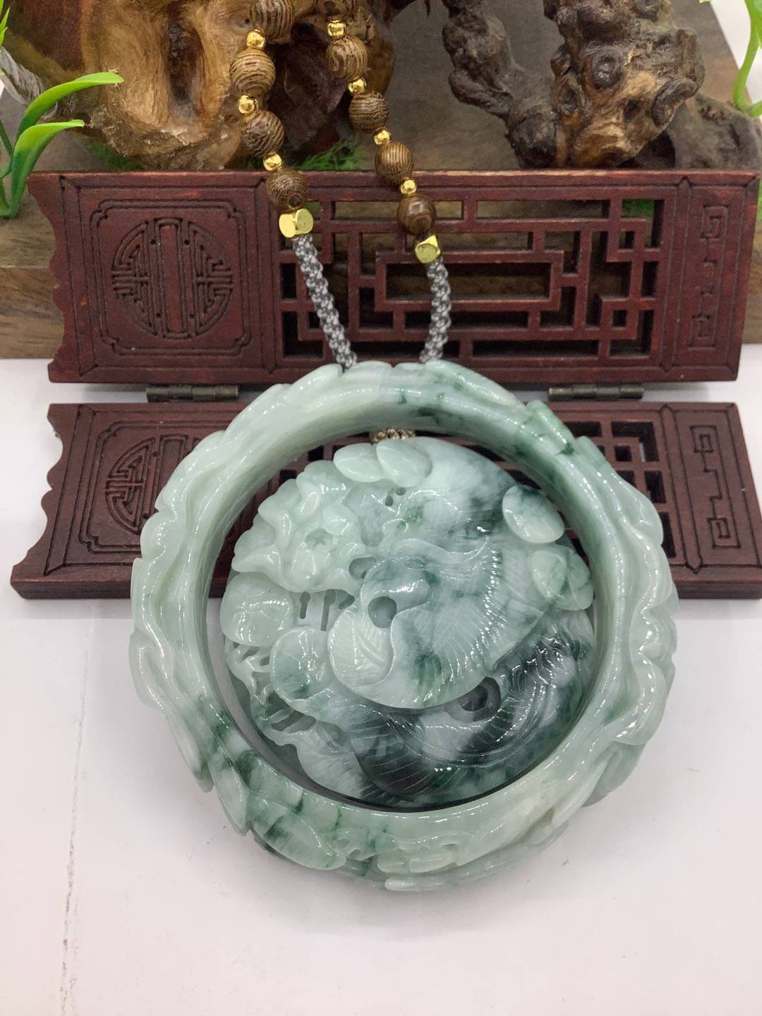 凤戏牡丹