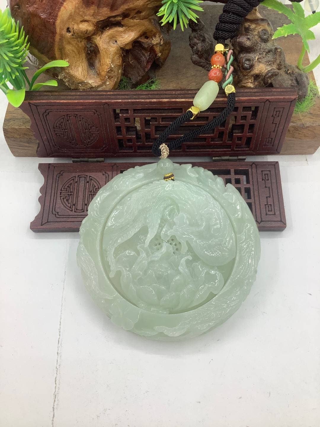 凤戏牡丹