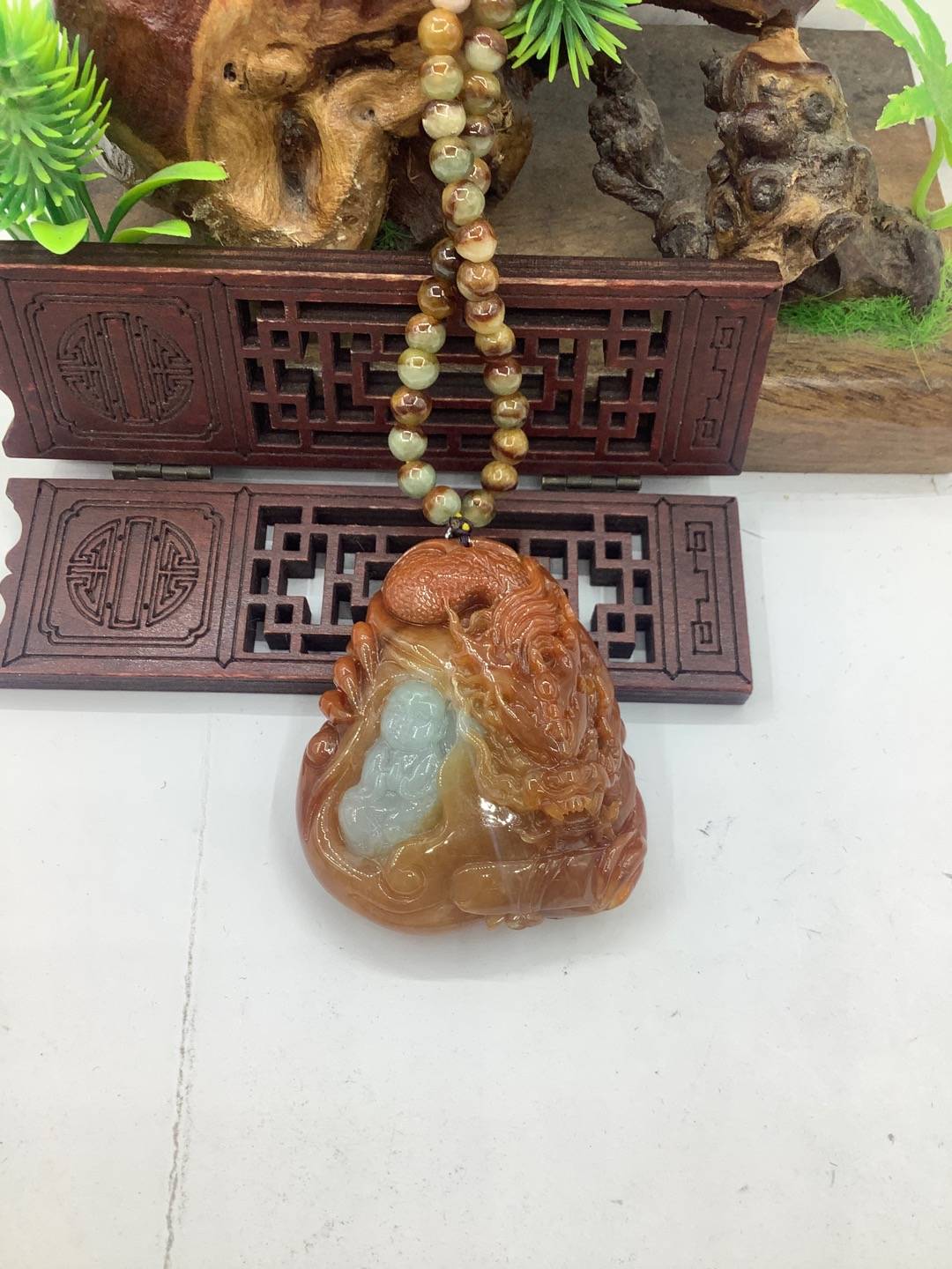 神龙护主