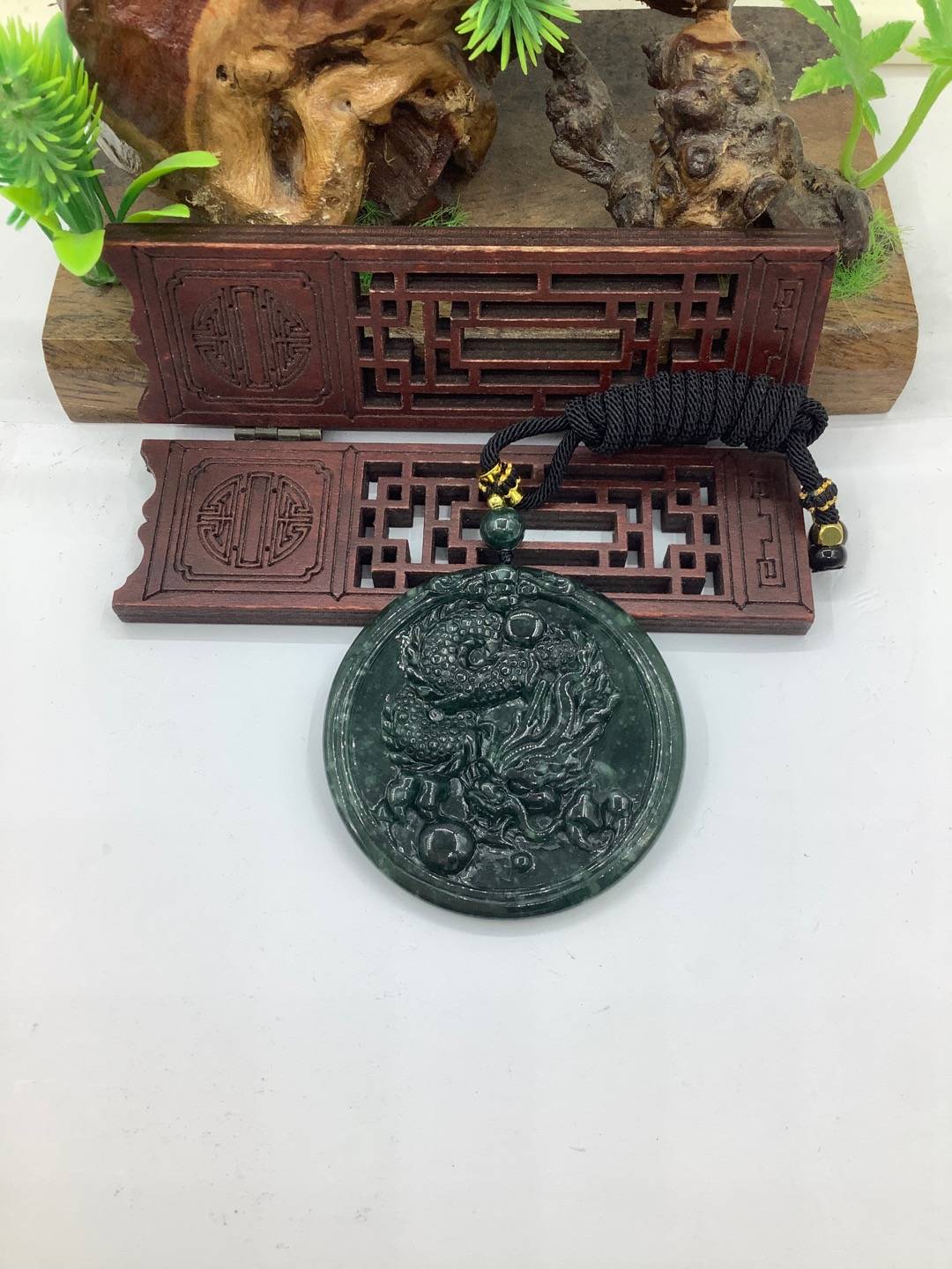 龙行天下