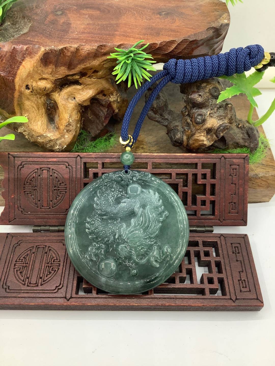 龙行天下