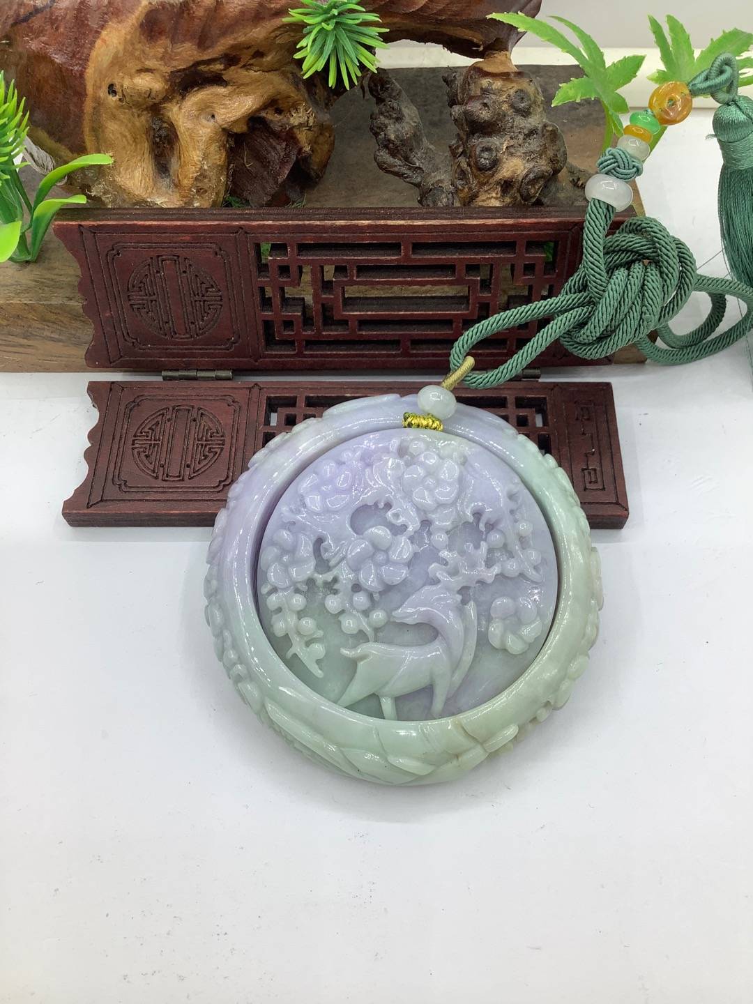 鹿梅同春
