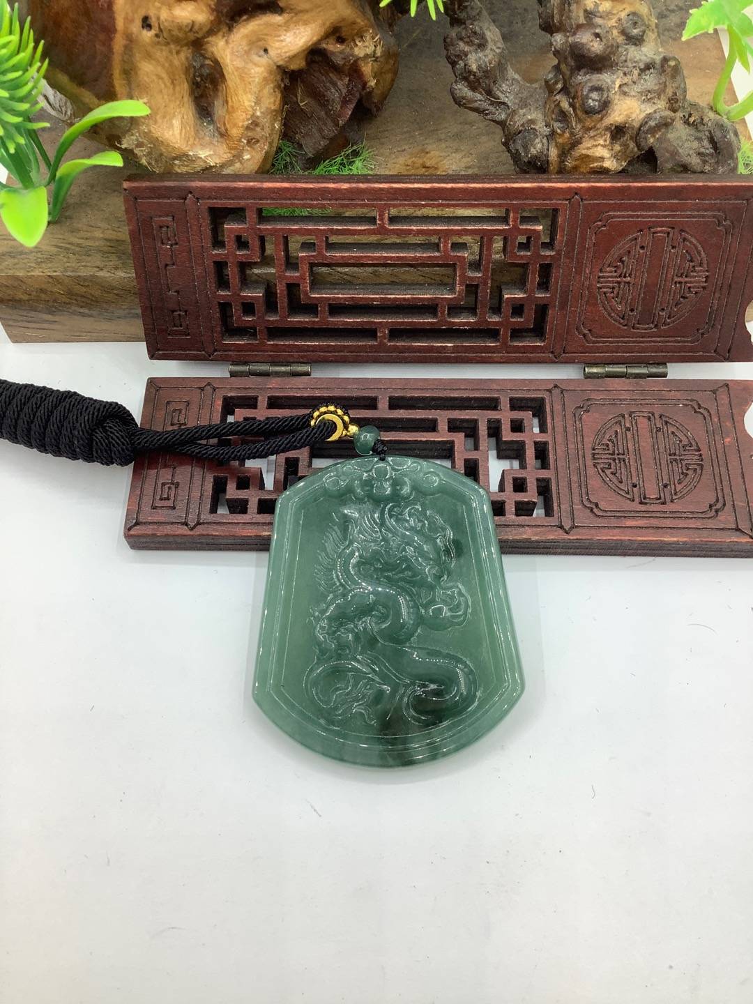 龙行天下