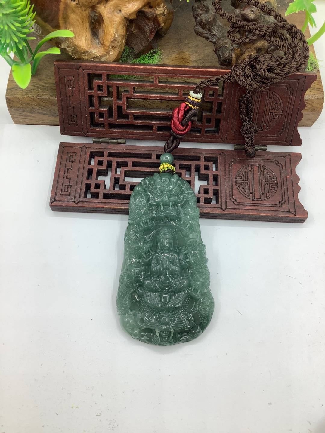 九龙护主