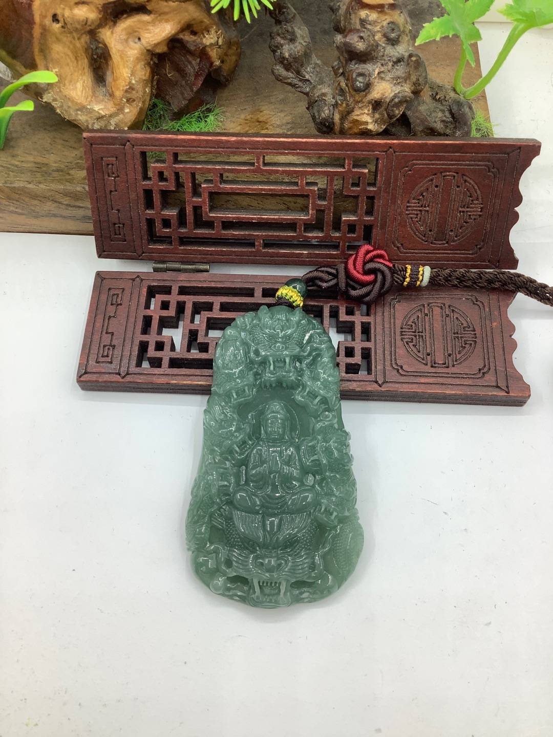 九龙护主