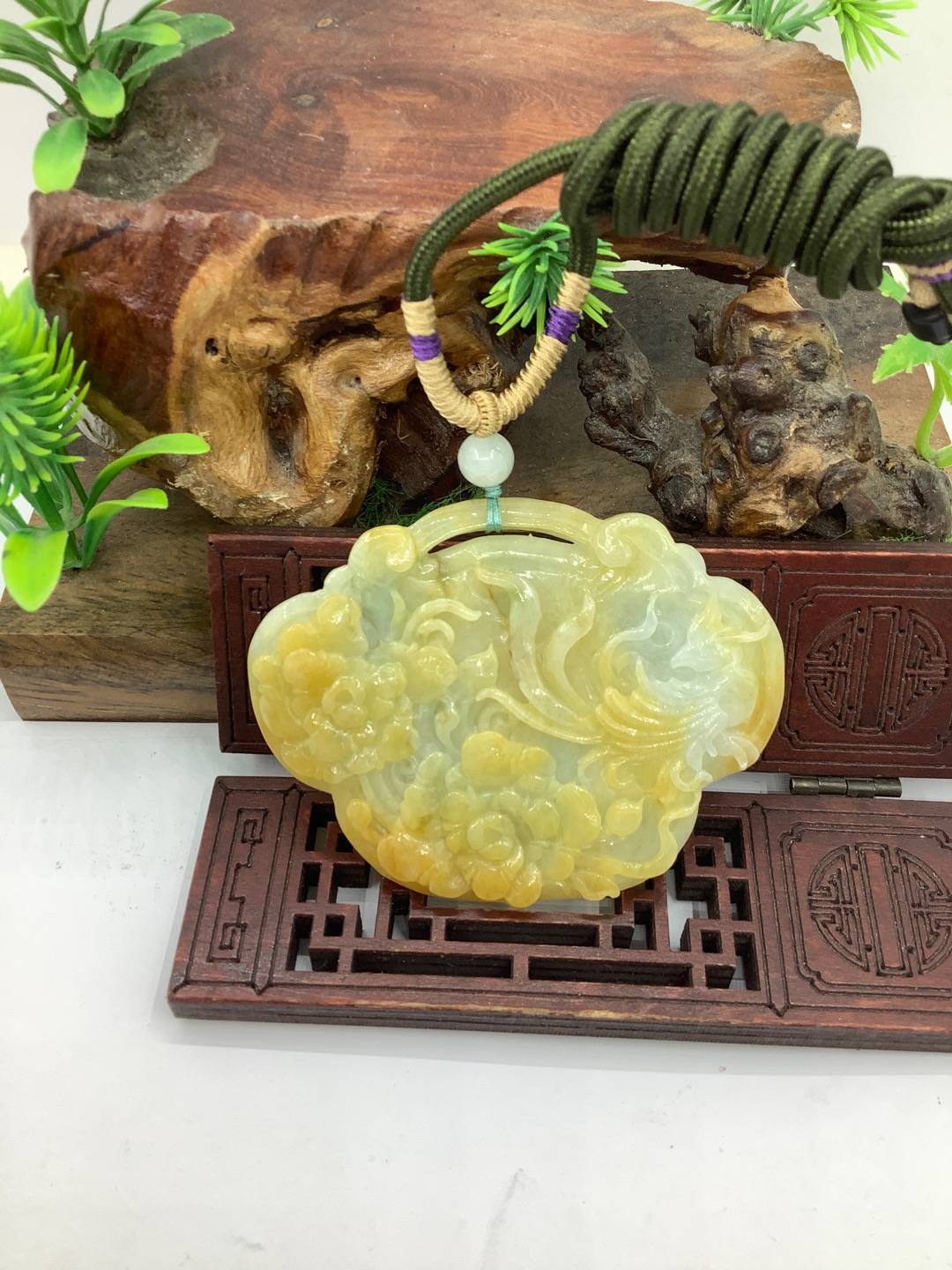 凤穿牡丹