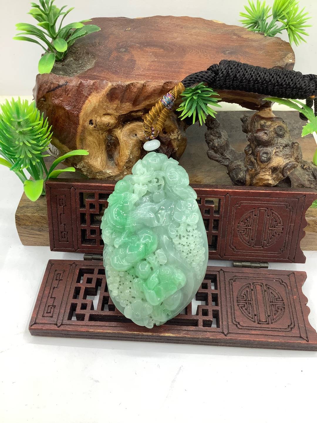 一品青莲