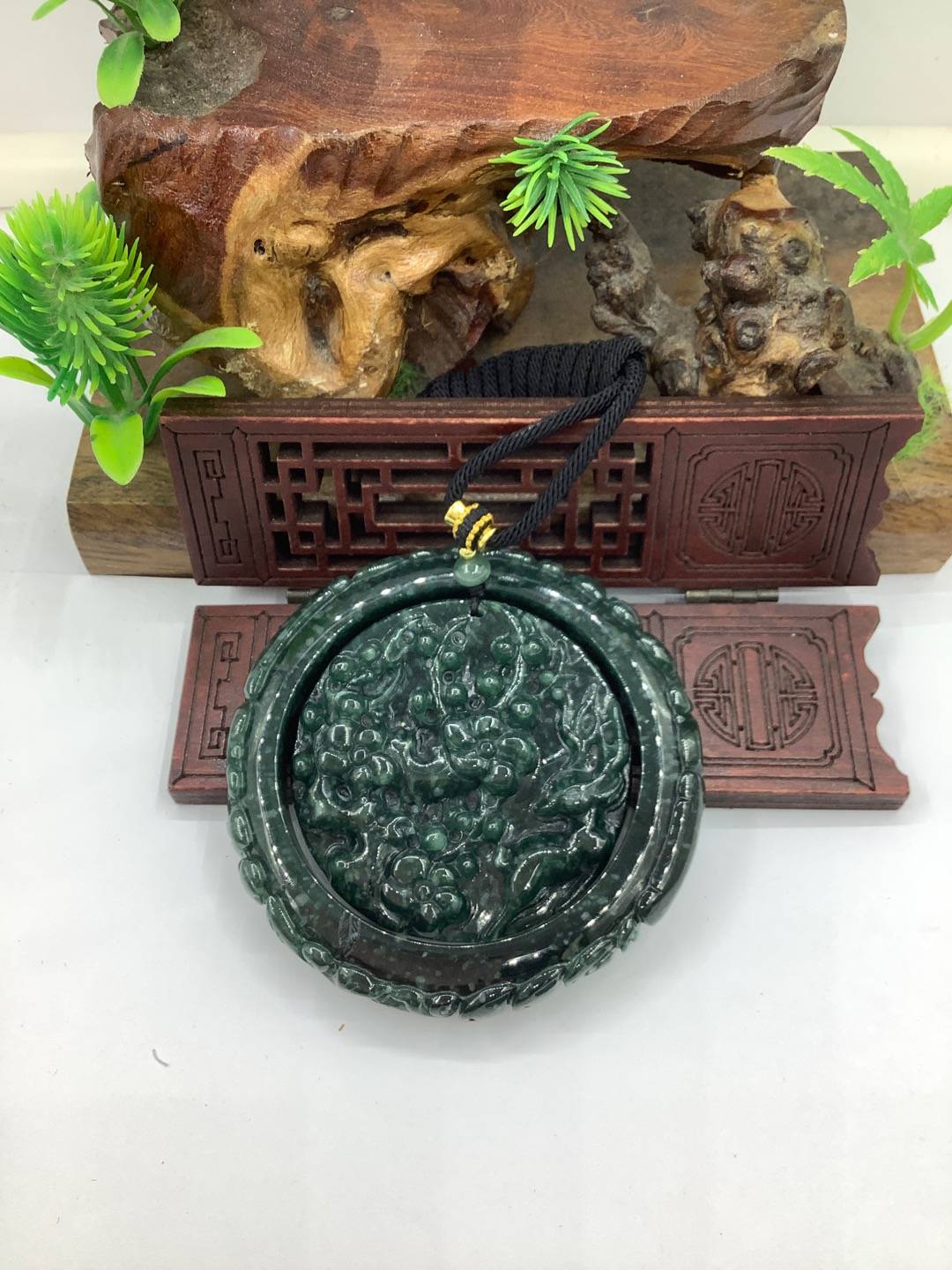 鹿梅同春