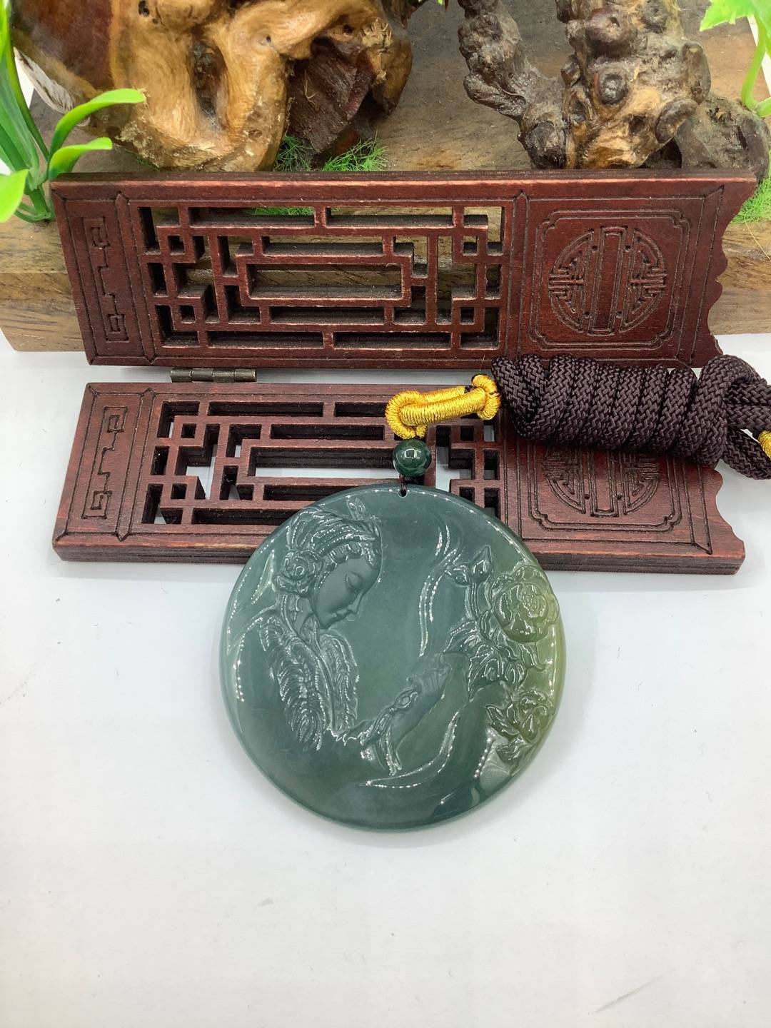闭月羞花