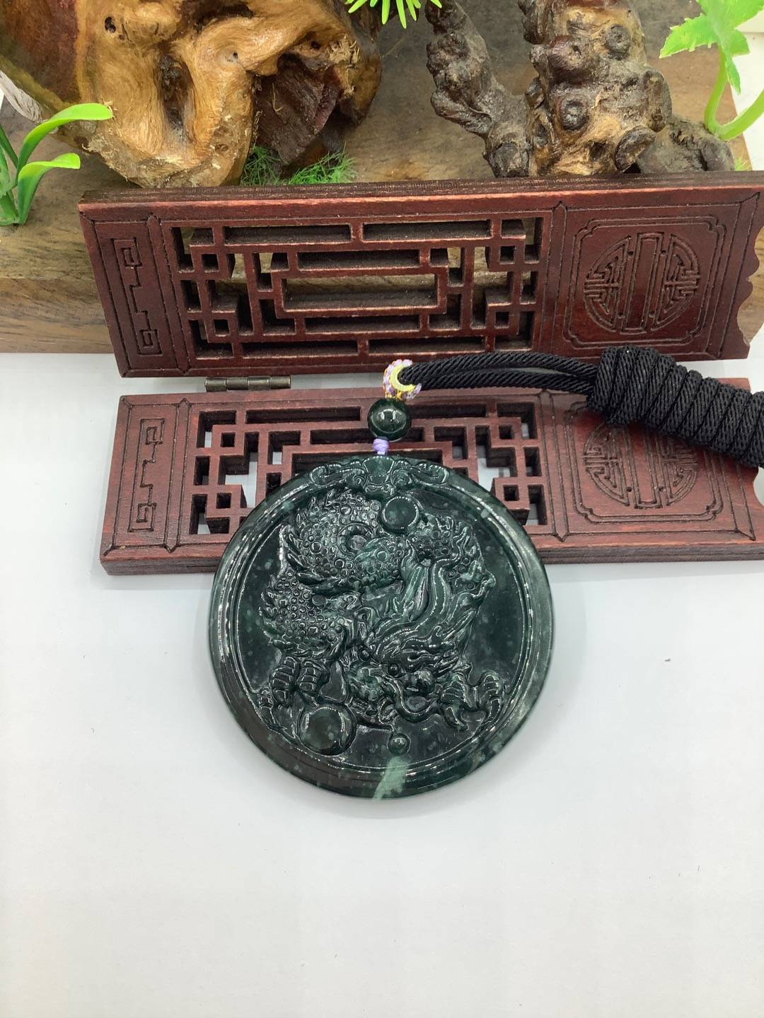 龙行天下