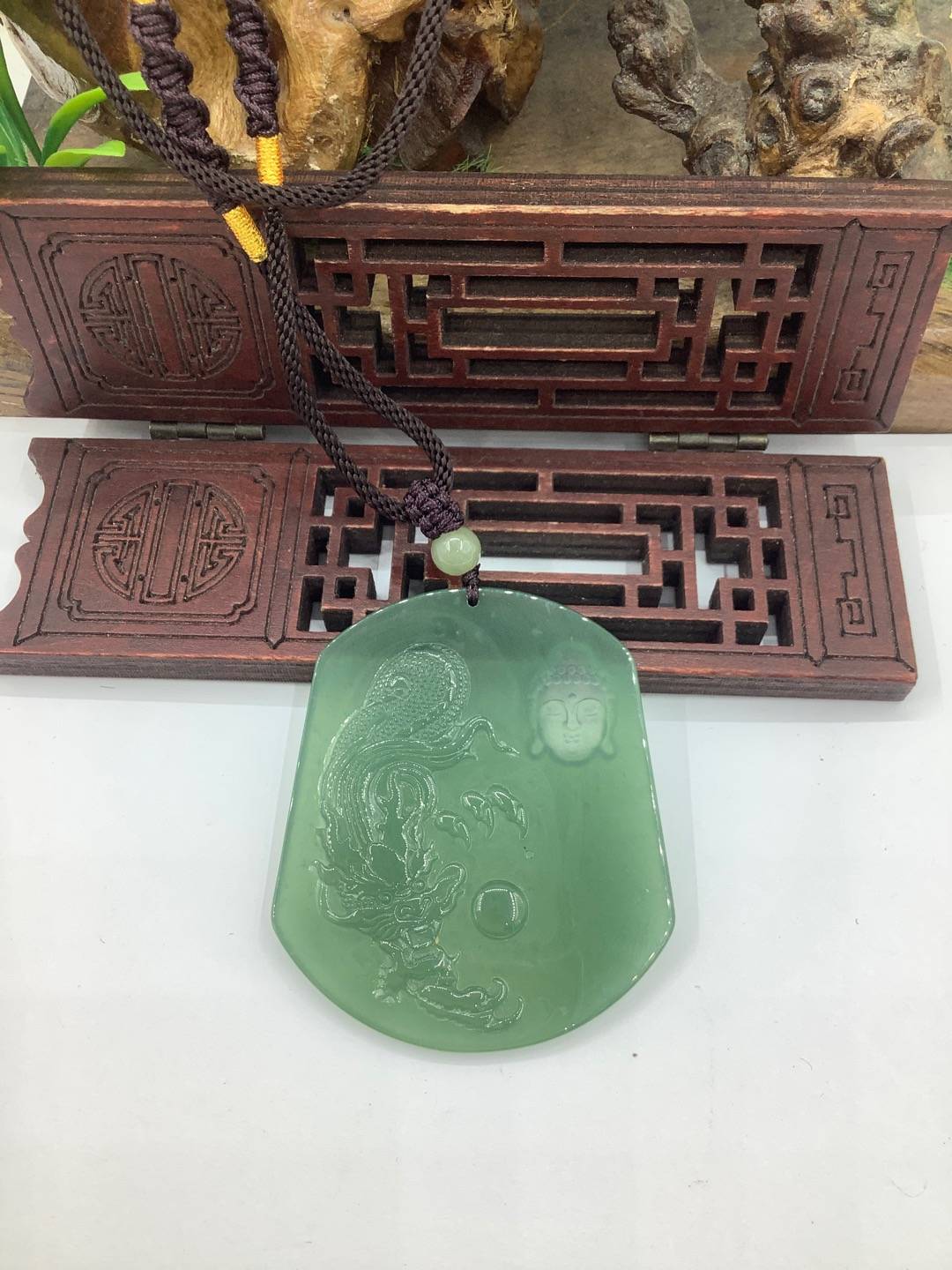 龙行天下