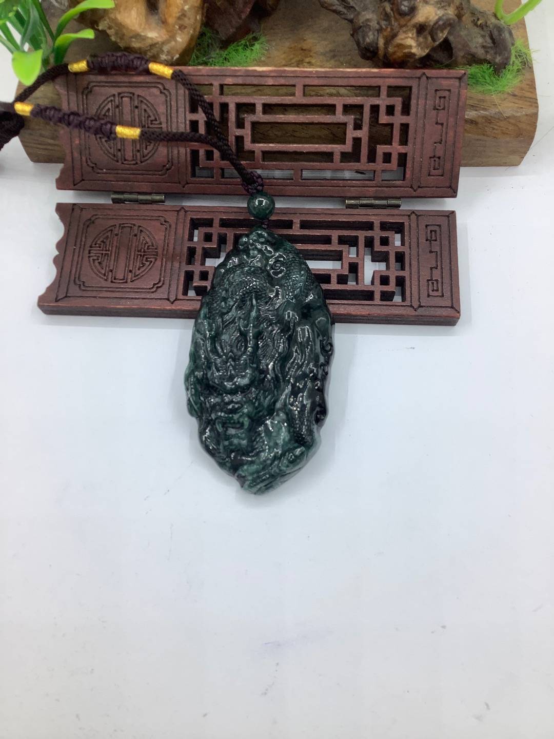 龙行天下