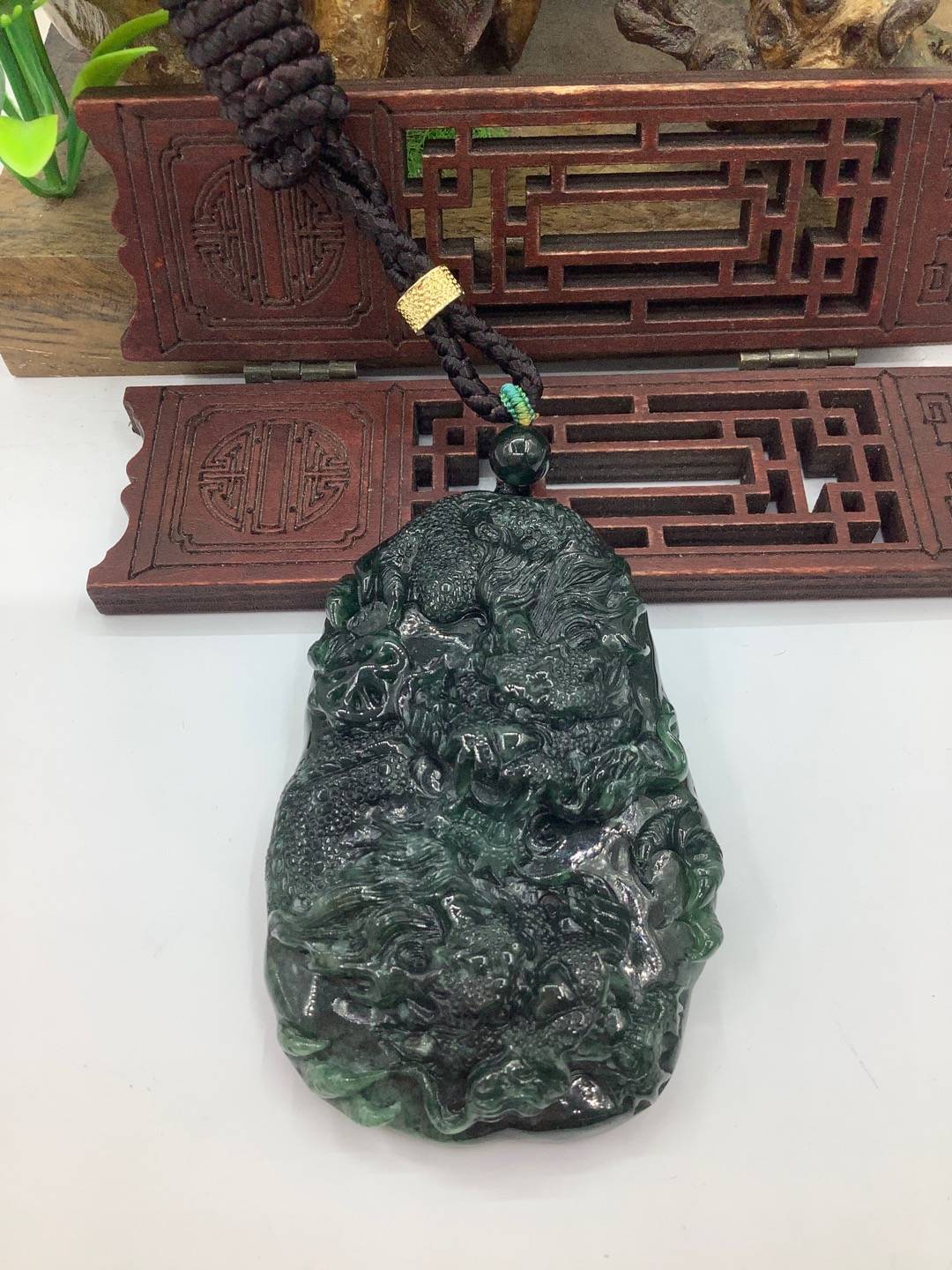 双龙出海