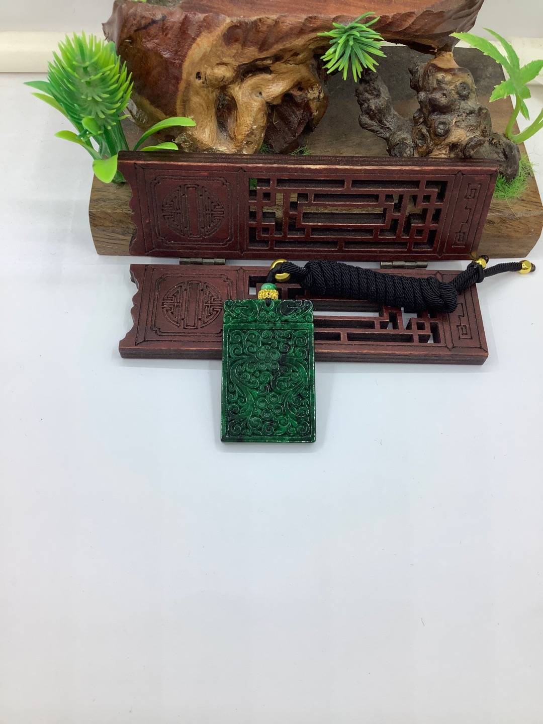 仿古牌