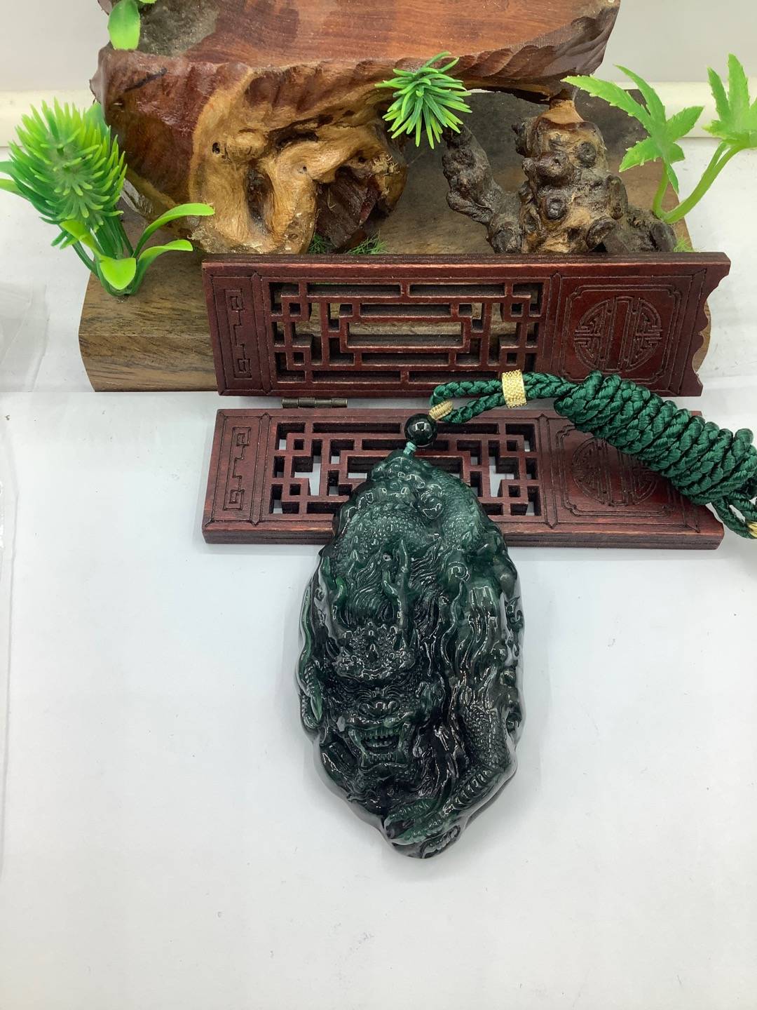 龙行天下