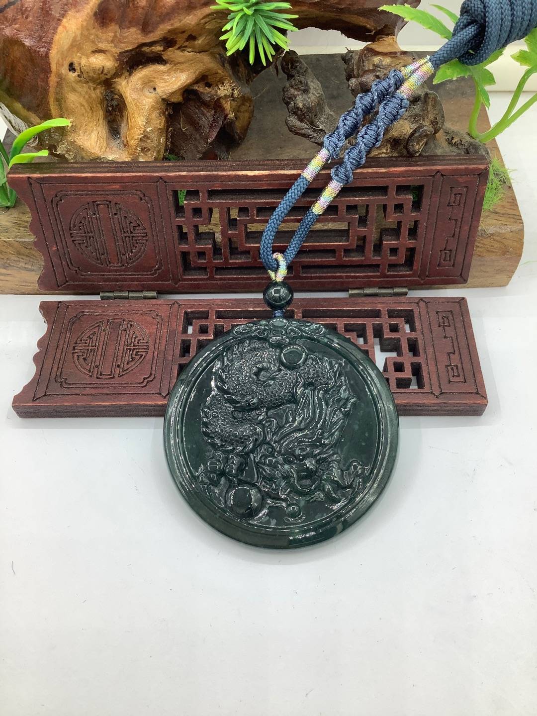龙行天下