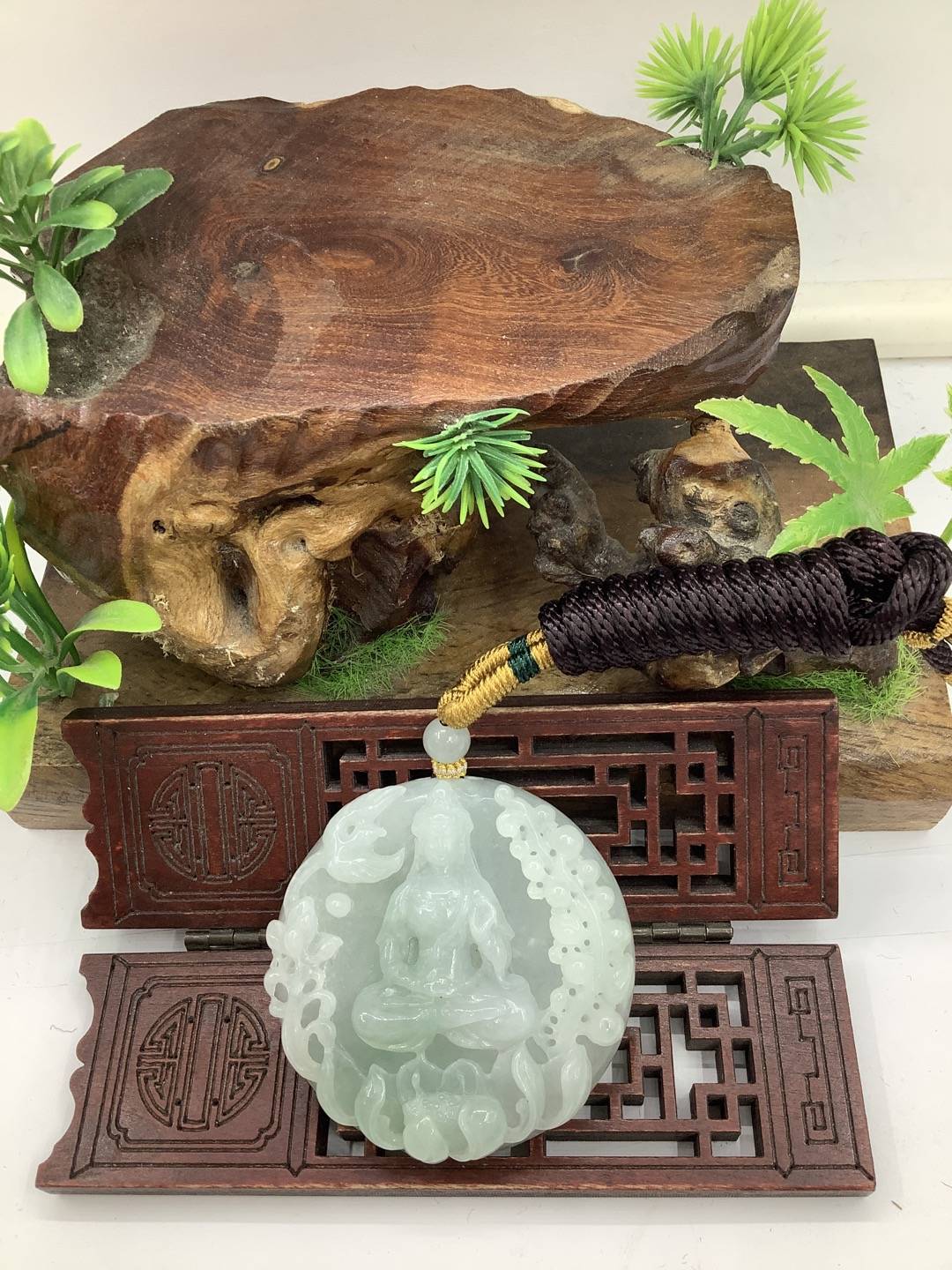 莲花观音