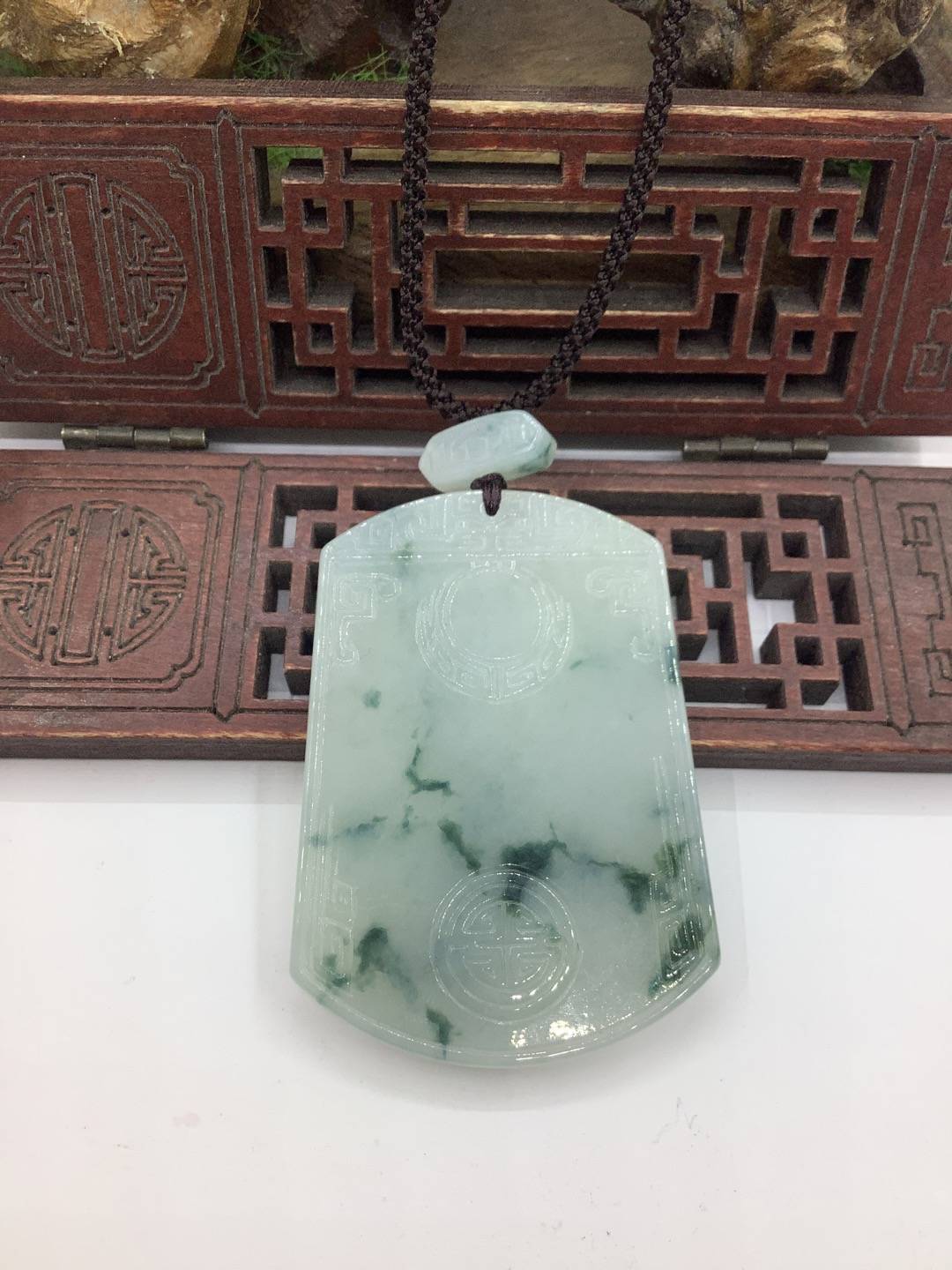 仿古牌