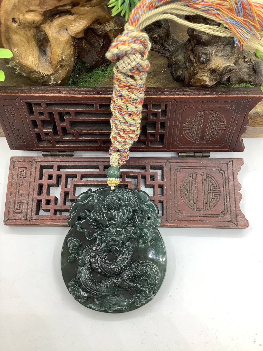 龙行天下