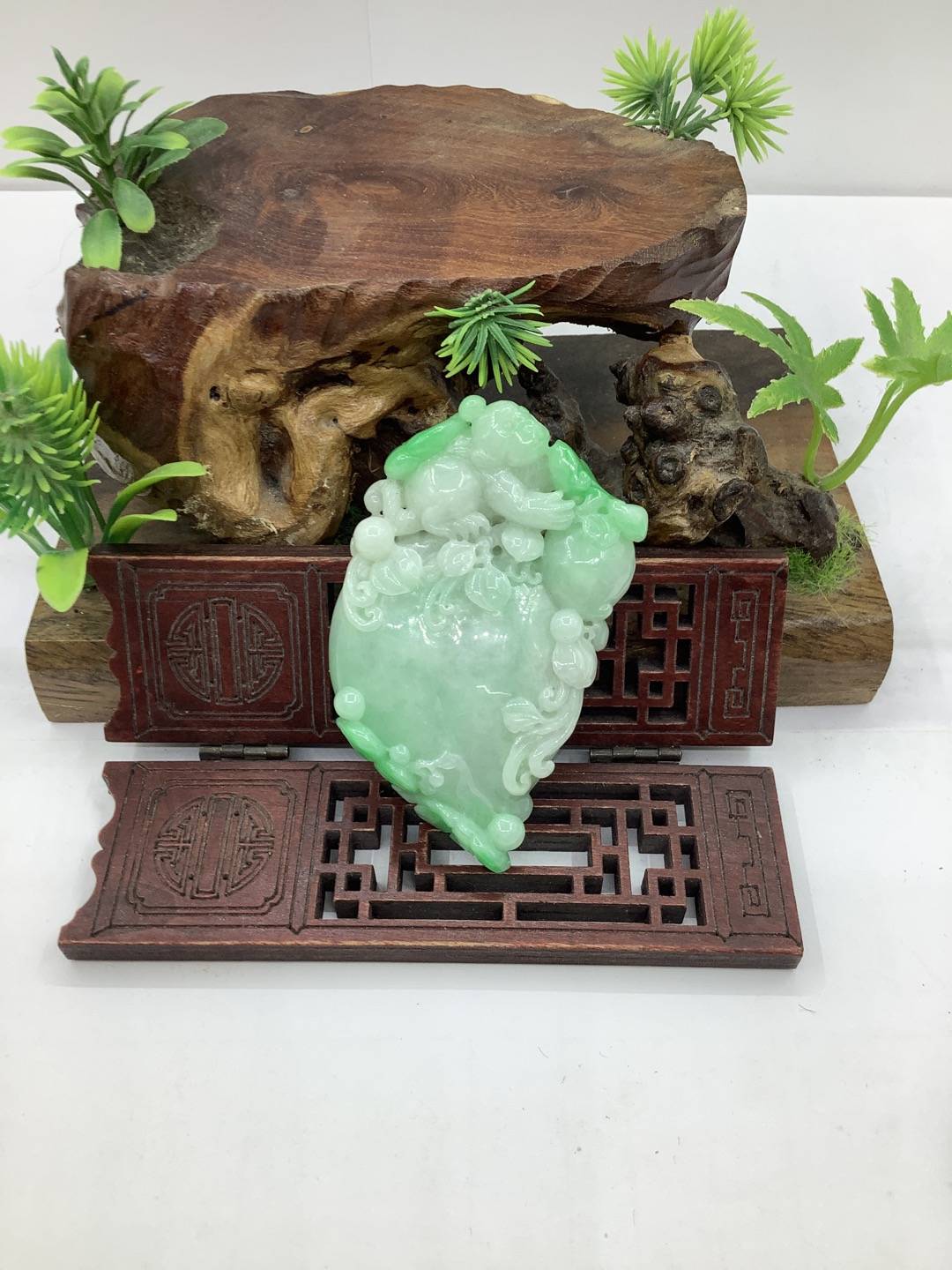 灵猴献寿
