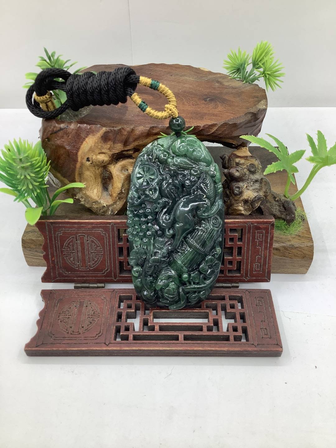 灵兽纳福