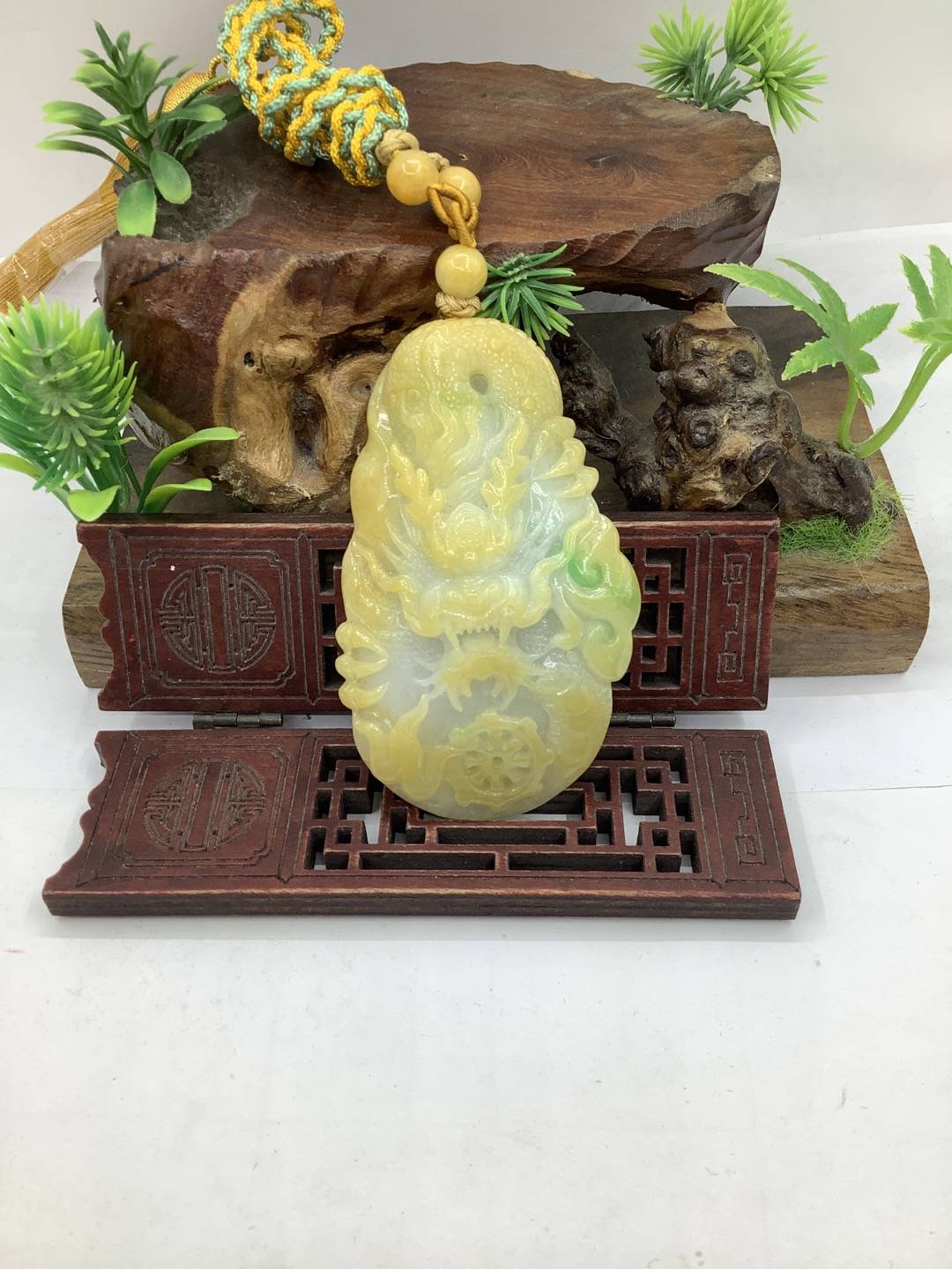 龙行天下