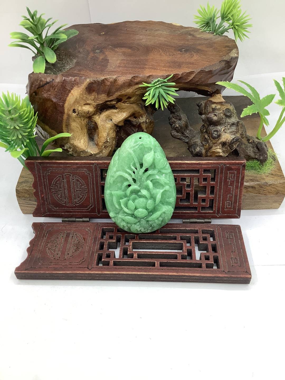 一品青莲