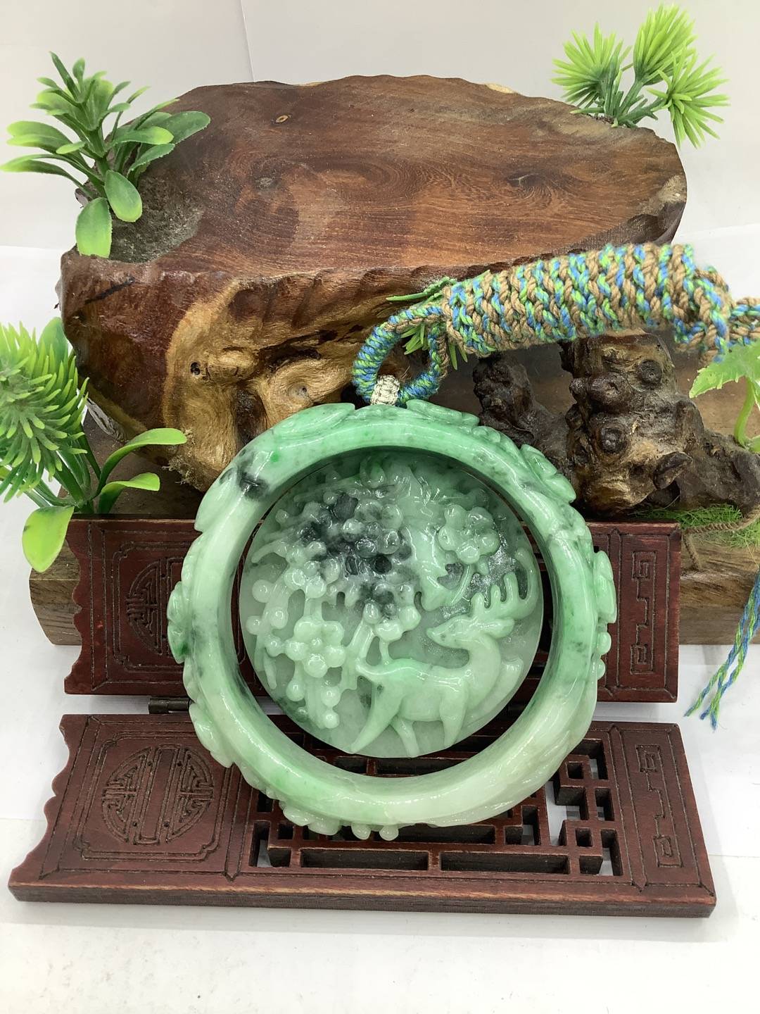 鹿梅同春