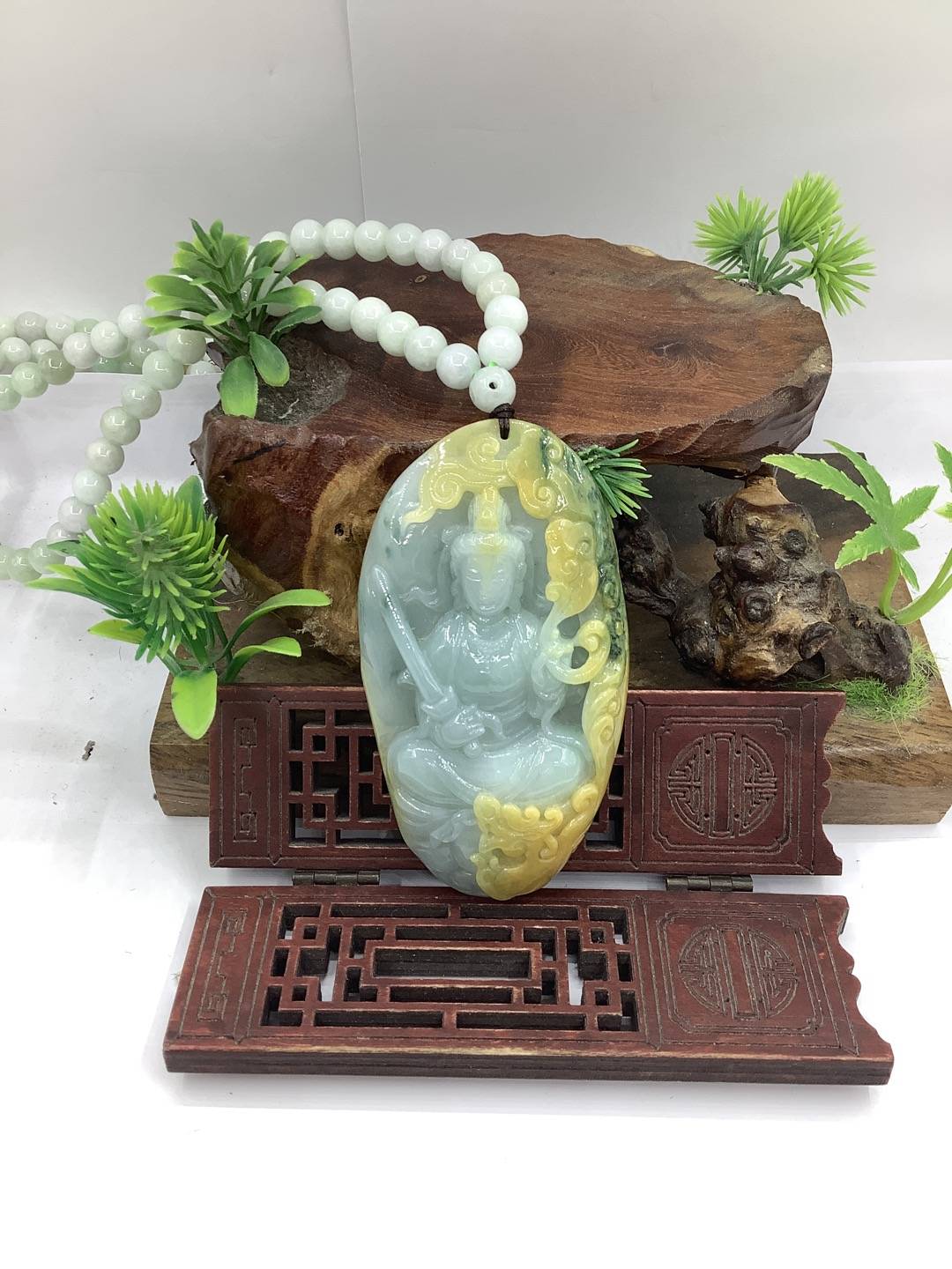 神龙护主