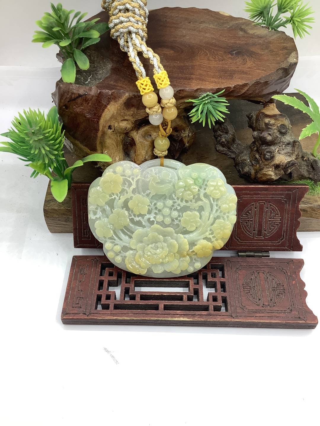 梅鹿同春